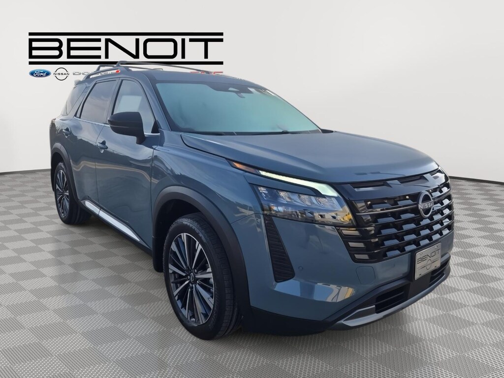 New 2026 Nissan Pathfinder Platinum SUV