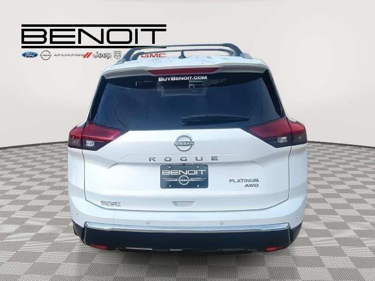 2026 Nissan Rogue Platinum - Photo 7