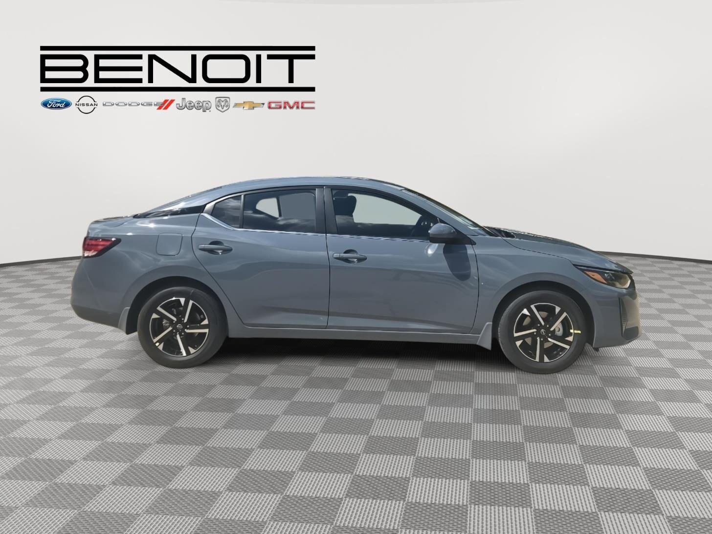 2025 Nissan Sentra SV photo 4