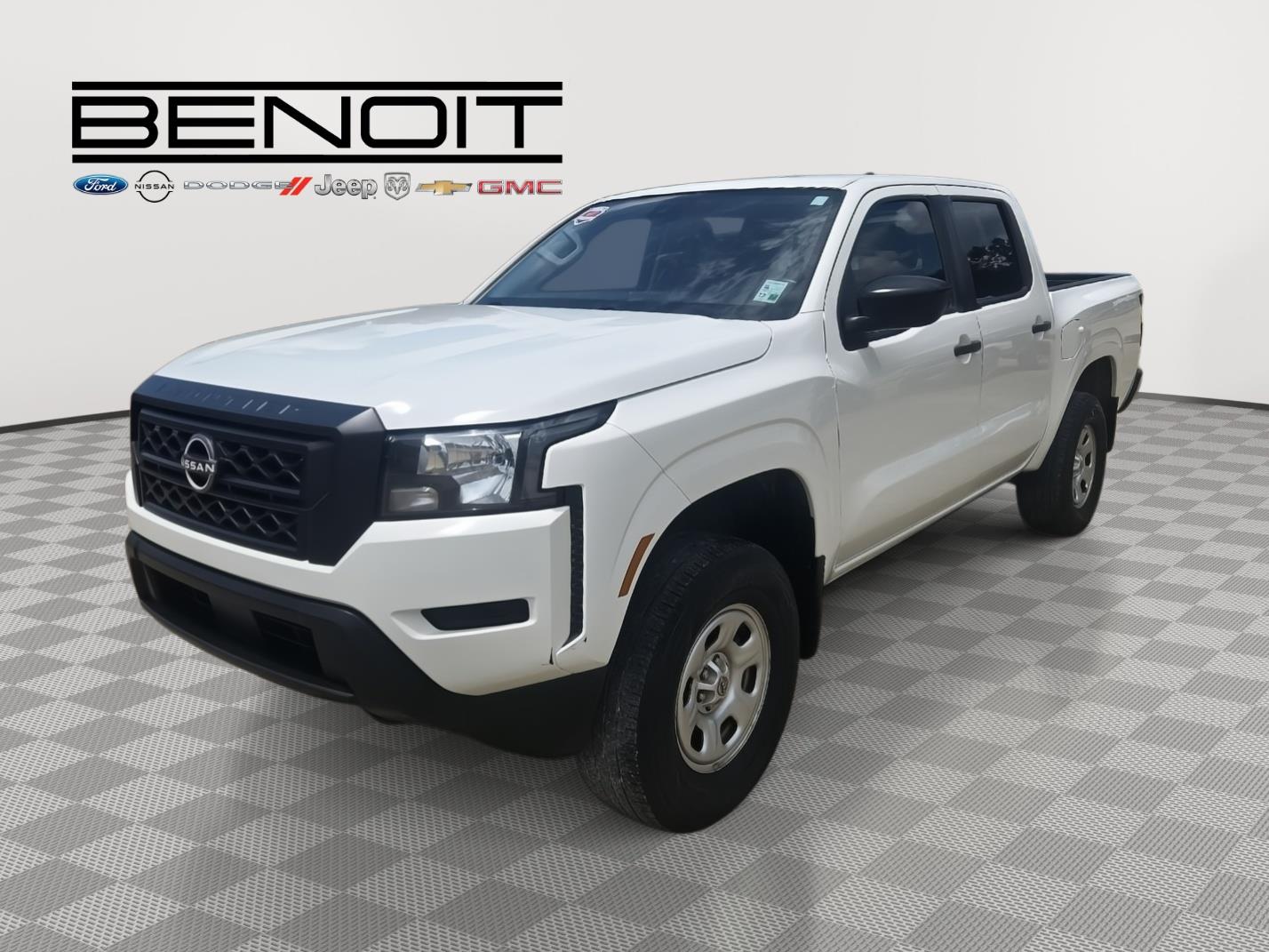 2022 Nissan Frontier S Crew Cab 4x4's photo