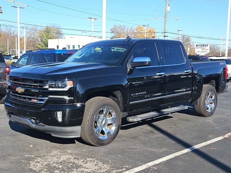 2016 Chevrolet Silverado 1500 LTZ photo 3