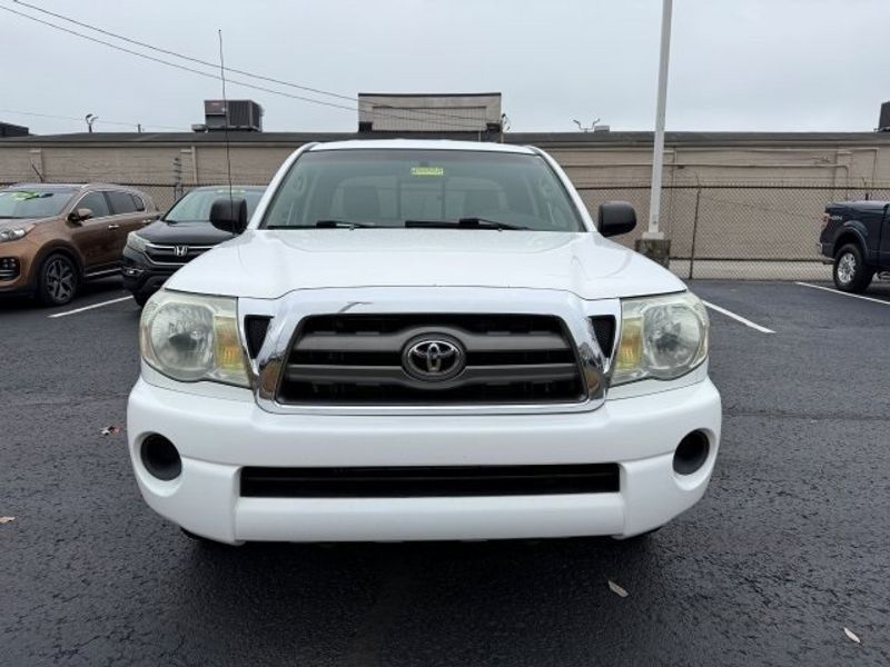 2007 Toyota Tacoma Base photo 3