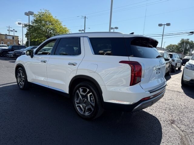 2024 Hyundai Palisade Limited photo 4