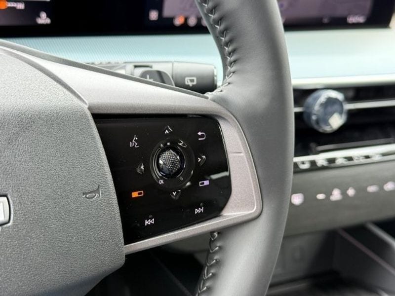 2025 Nissan Murano SL - Photo 32