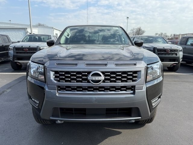2025 Nissan Frontier SV photo 2