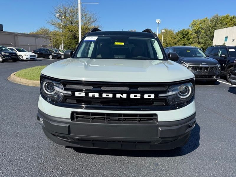 2023 Ford Bronco Sport Outer Banks photo 2