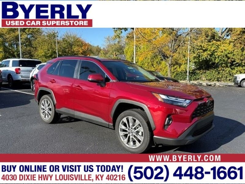 2022 Toyota RAV4 XLE Premium's photo