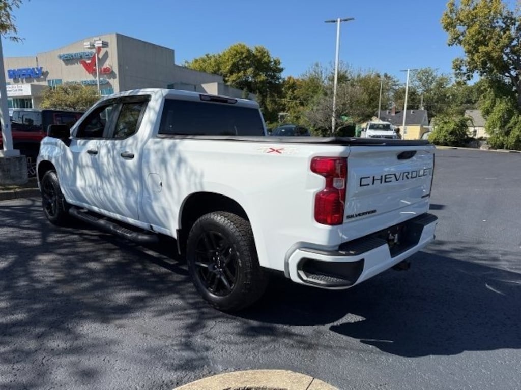 Used 2024 Chevrolet Silverado 1500 Custom Truck
