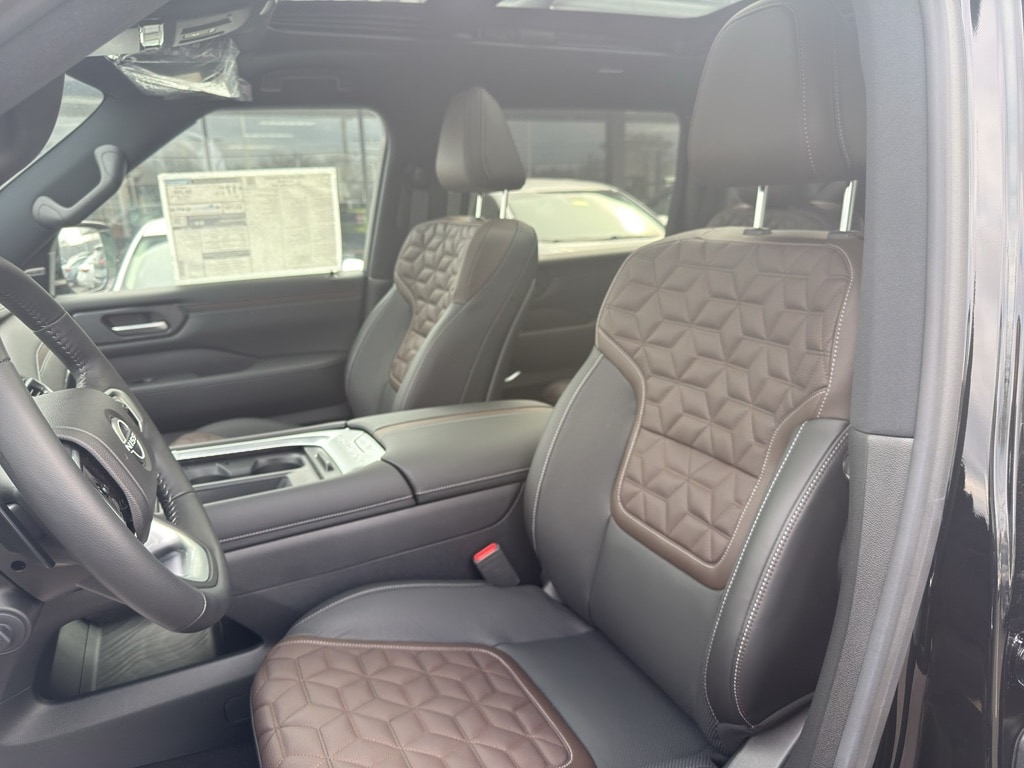 2025 Nissan Armada Platinum - Photo 21