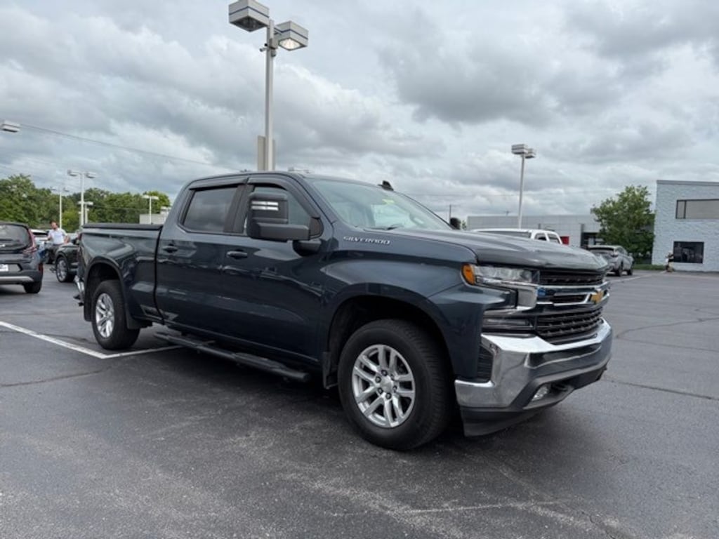 Used 2020 Chevrolet Silverado LT Crew Cab