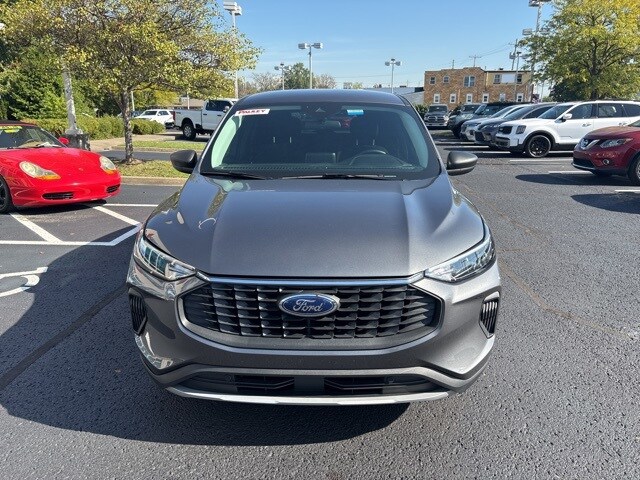 2023 Ford Escape Active photo 2