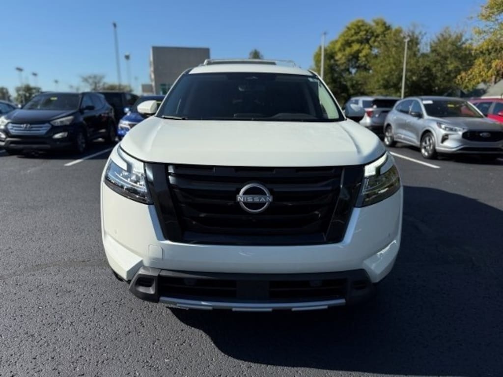 Certified 2024 Nissan Pathfinder SL SUV