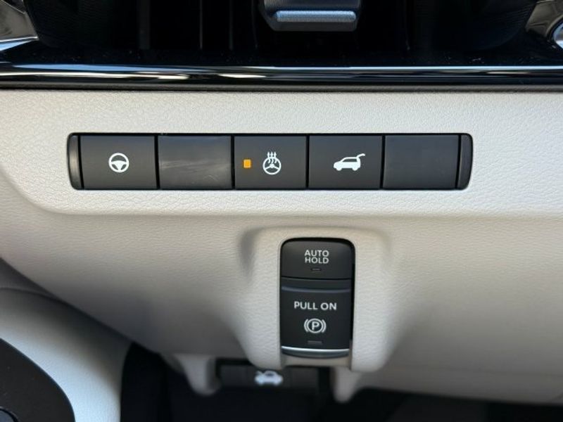 2025 Nissan Murano SL - Photo 28
