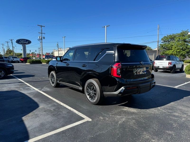 2026 Nissan Armada SV - Photo 8