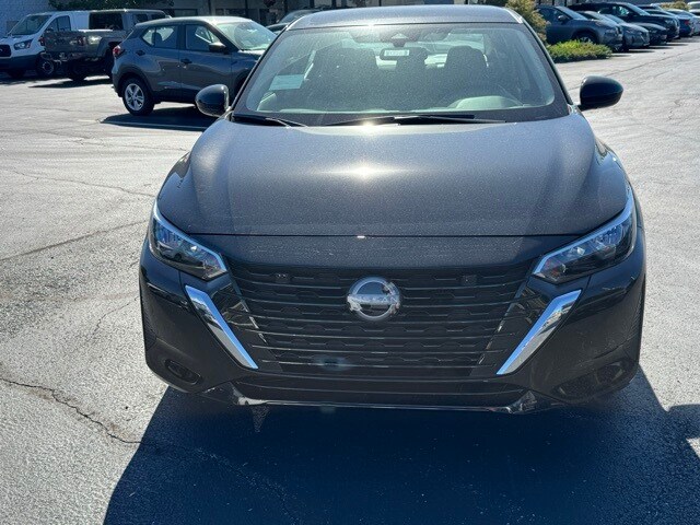 2025 Nissan Sentra SV photo 3