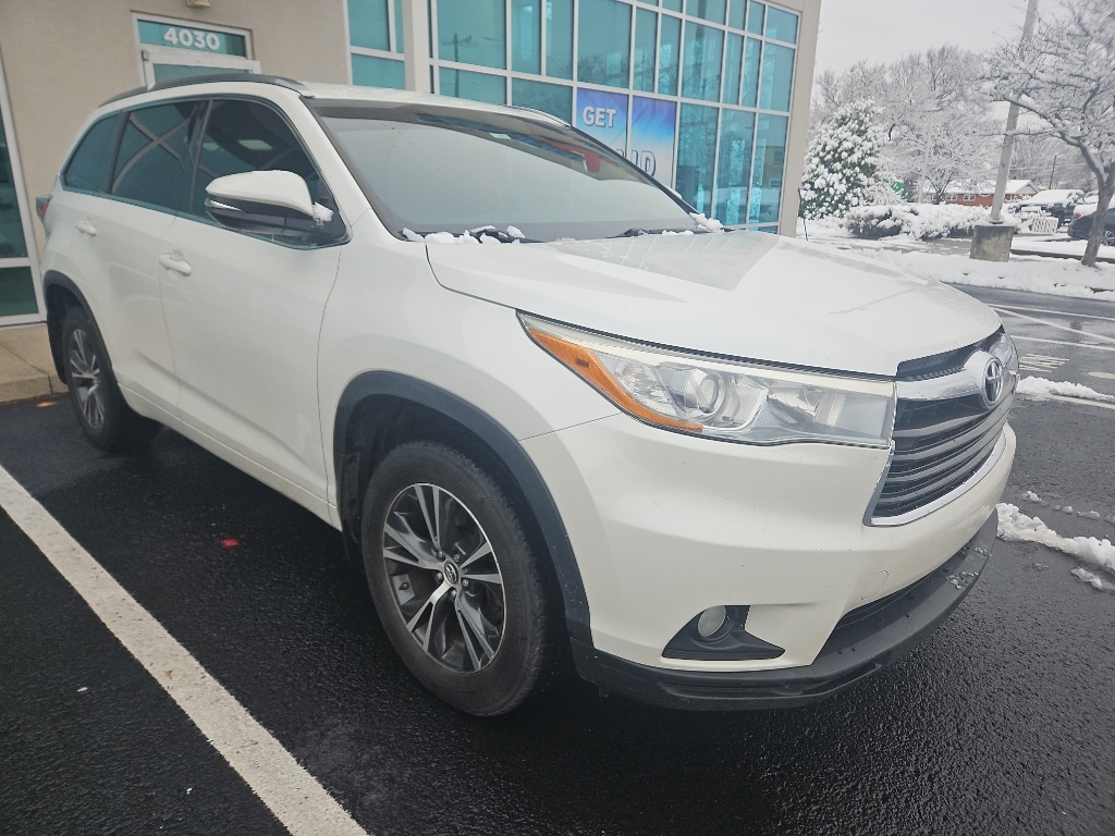 2016 Toyota Highlander XLE's photo