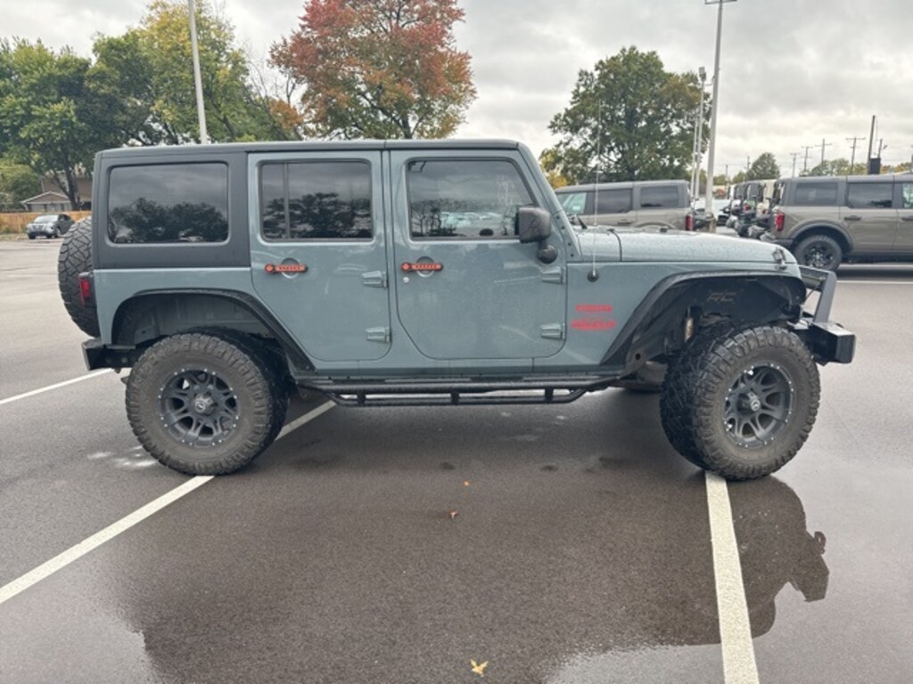 Used 2014 Jeep Wrangler Unlimited Sport SUV