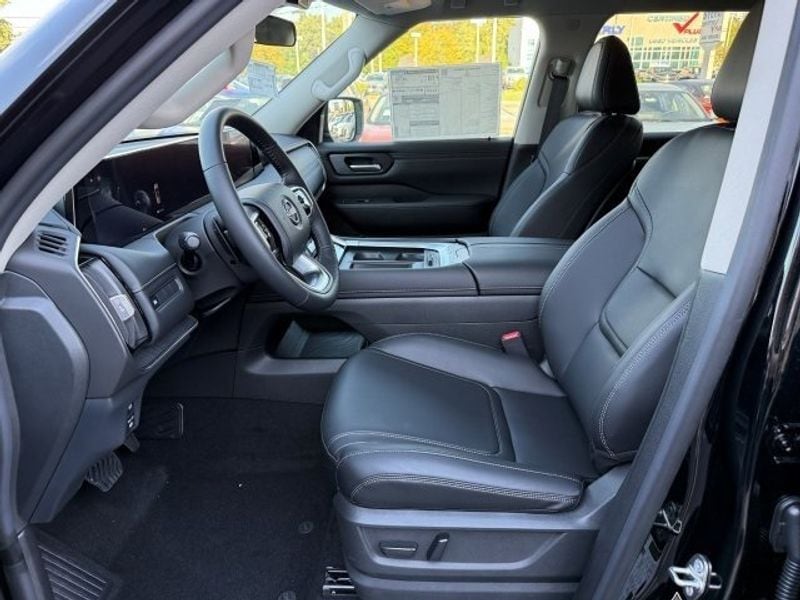 2026 Nissan Armada SV - Photo 14