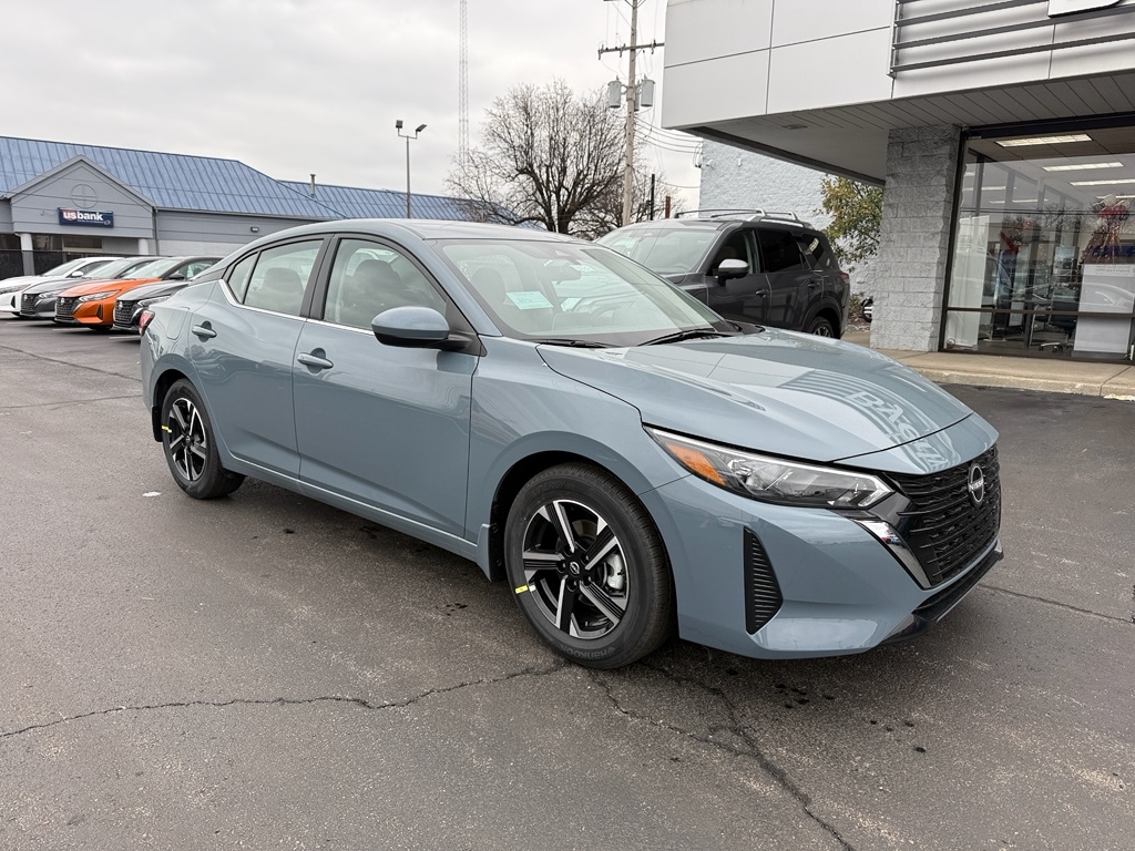 2025 Nissan Sentra SV's photo