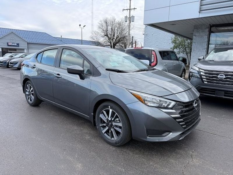 2025 Nissan Versa Sedan SV - Photo 6