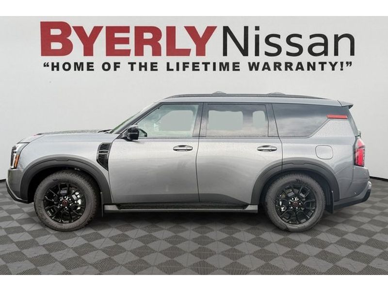 2025 Nissan Armada PRO-4X's photo
