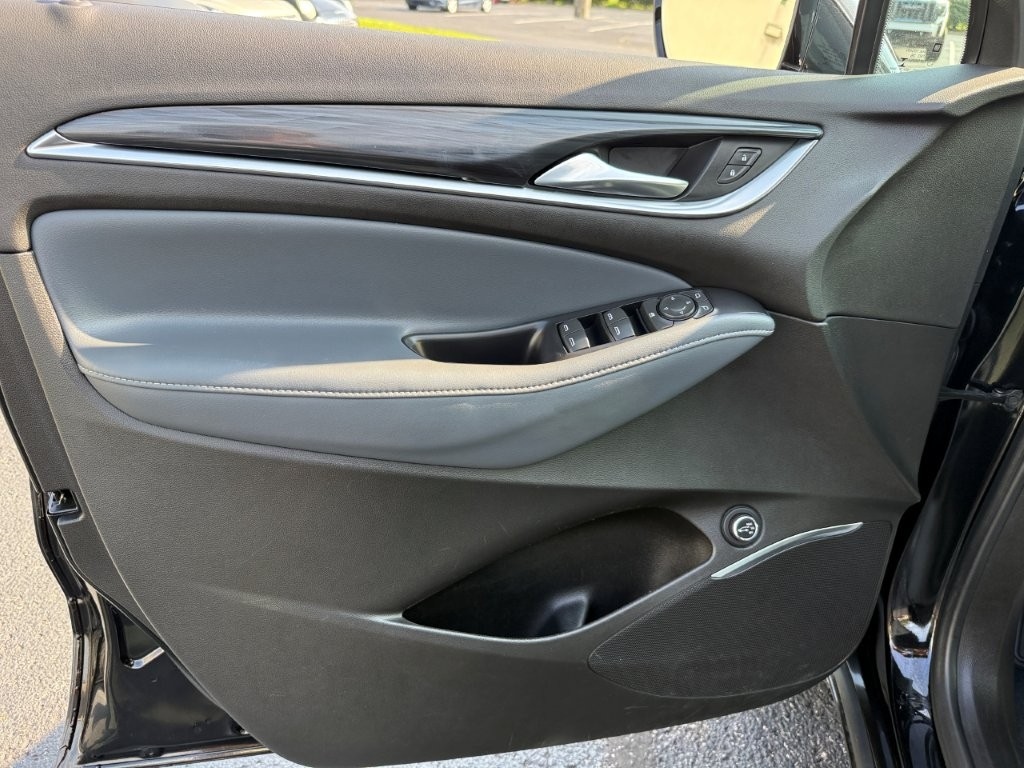 2022 Buick Enclave Essence - Photo 10