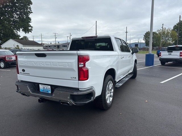 2023 Chevrolet Silverado 1500 LTZ photo 4