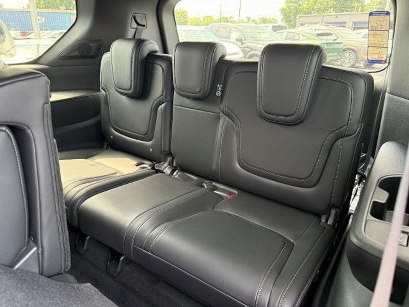 2025 Nissan Armada PRO-4X - Photo 20