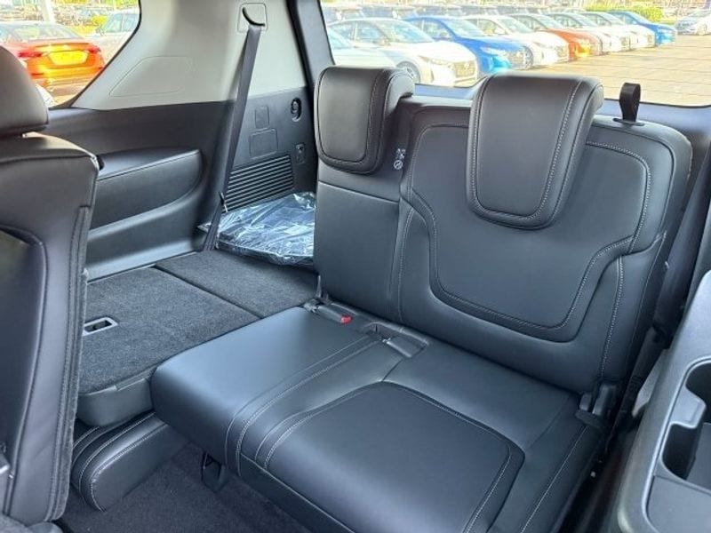 2026 Nissan Armada SV - Photo 20