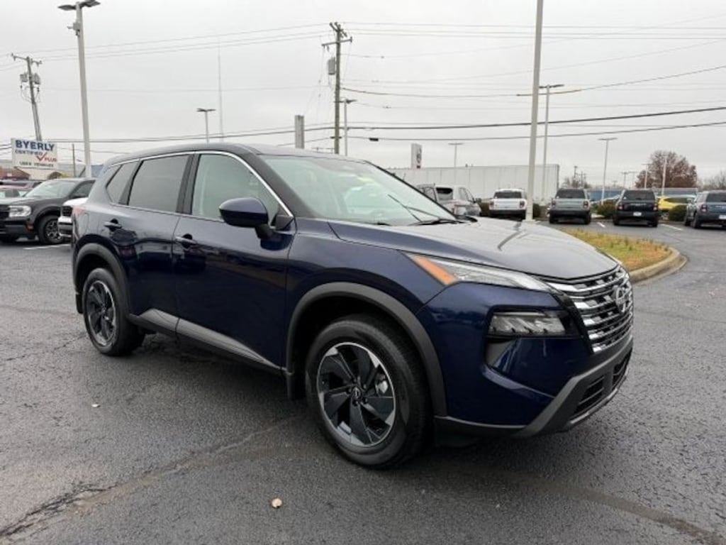 Used 2025 Nissan Rogue SV Sport Utility