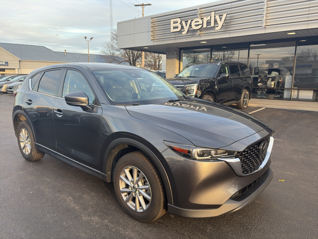 2023 Mazda CX-5 Base's photo