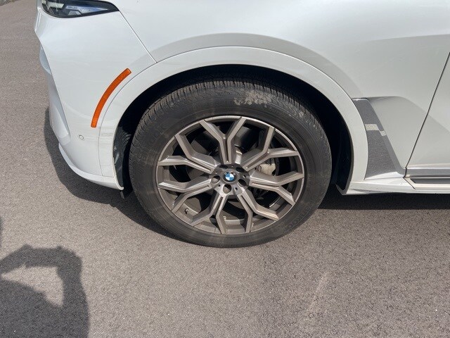 2023 Bmw X7 xDrive40i photo 3