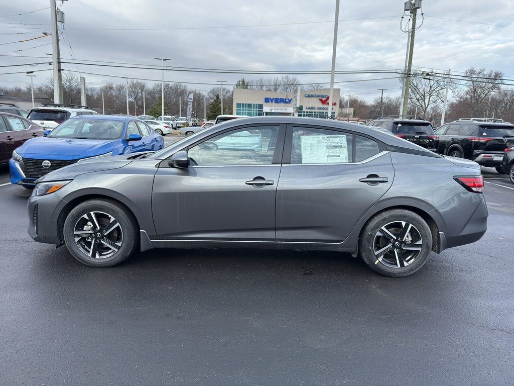 2025 Nissan Sentra SV's photo