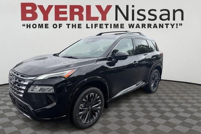 2026 Nissan Rogue Platinum photo 2
