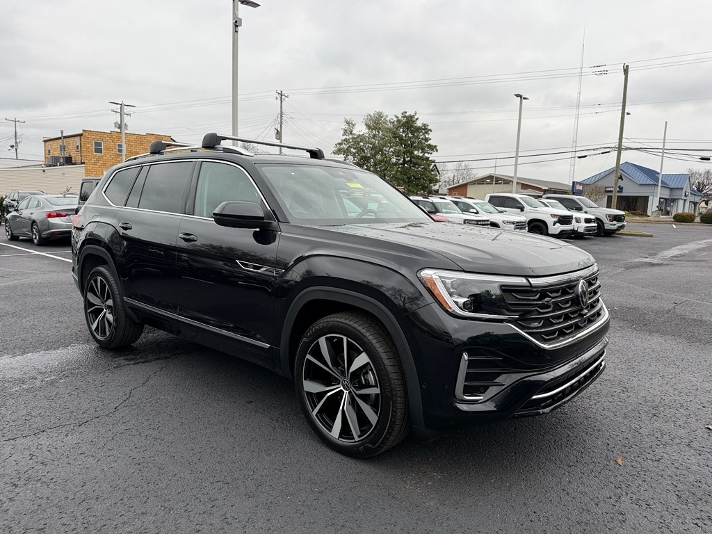 Used 2025 Volkswagen Atlas 2.0T SEL Premium R-Line Sport Utility