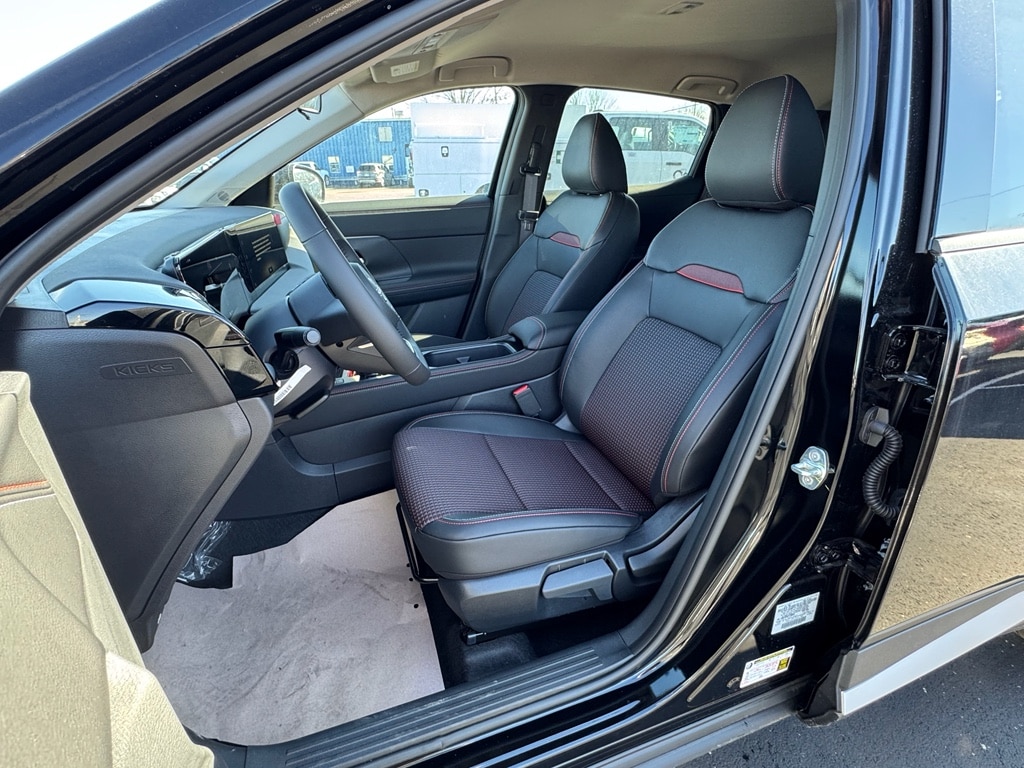 2026 Nissan KICKS SR AWD - Photo 16
