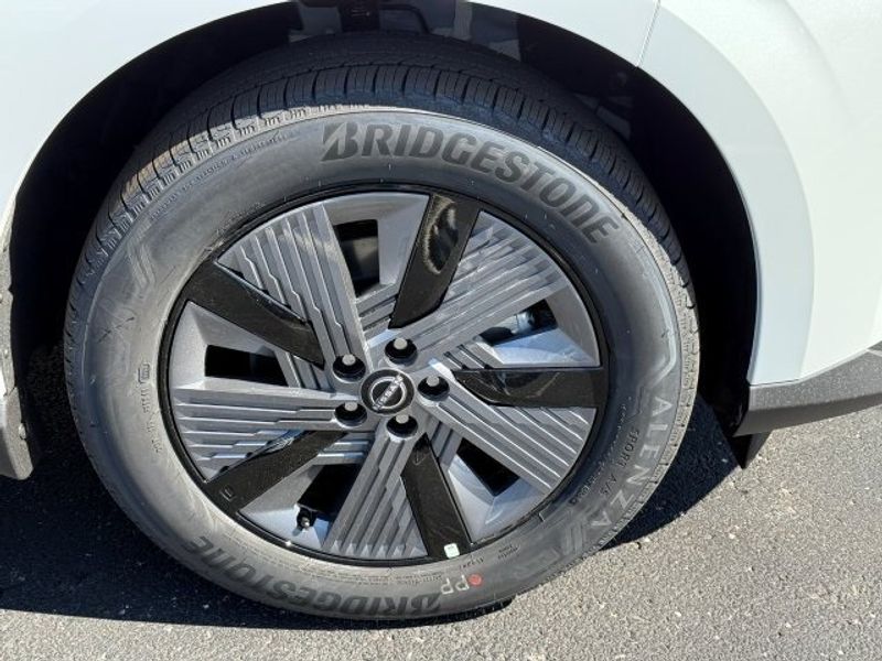 2025 Nissan Murano SL - Photo 8