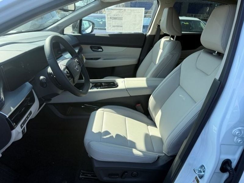2025 Nissan Murano SL - Photo 13