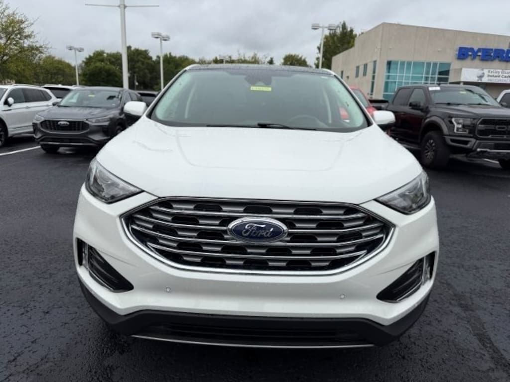 Used 2022 Ford Edge Titanium SUV