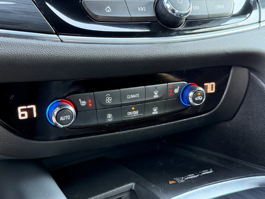 2022 Buick Enclave Essence - Photo 29