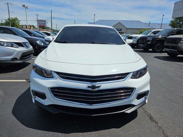 Used 2018 Chevrolet Malibu 1LT with VIN 1G1ZD5ST7JF235728 for sale in Louisville, KY