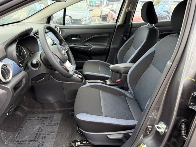 2025 Nissan Versa Sedan SV - Photo 15