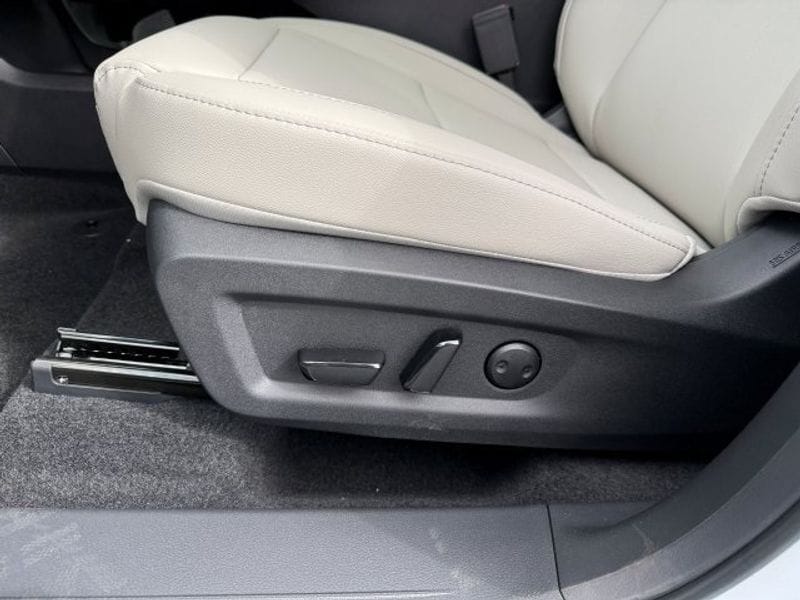 2025 Nissan Murano SL - Photo 17