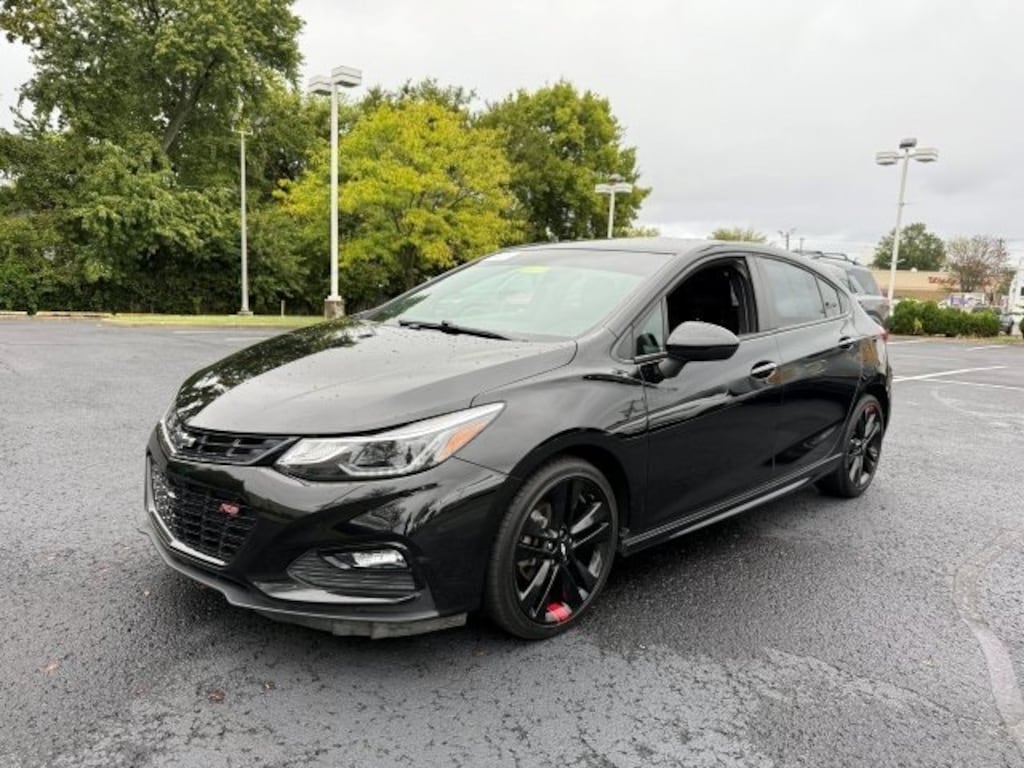 Used 2018 Chevrolet Cruze LT Hatchback