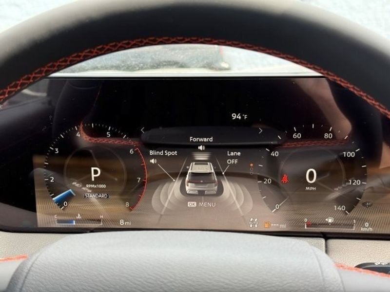2025 Nissan Armada PRO-4X - Photo 35