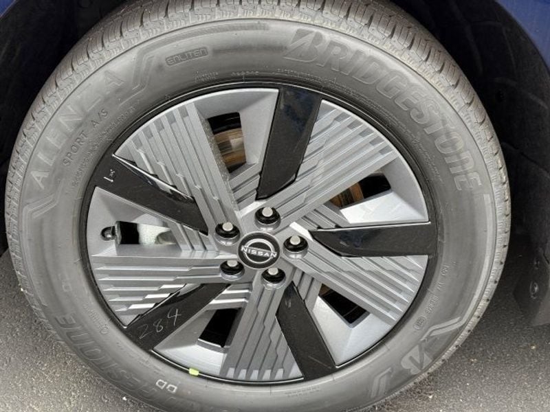 2025 Nissan Murano SL - Photo 10