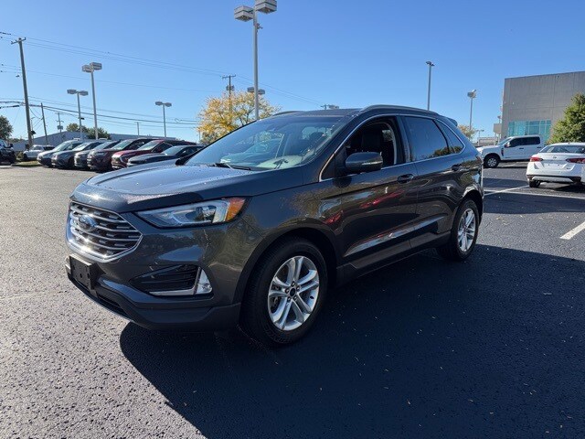 2020 Ford Edge SEL photo 3