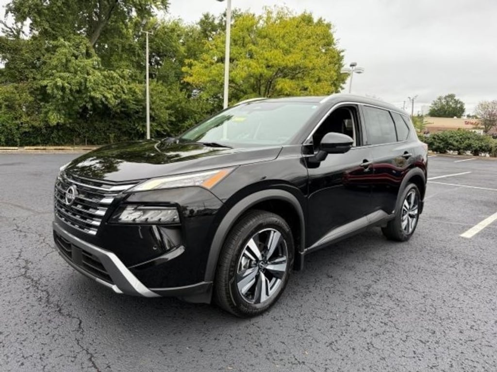 Used 2024 Nissan Rogue SL Sport Utility