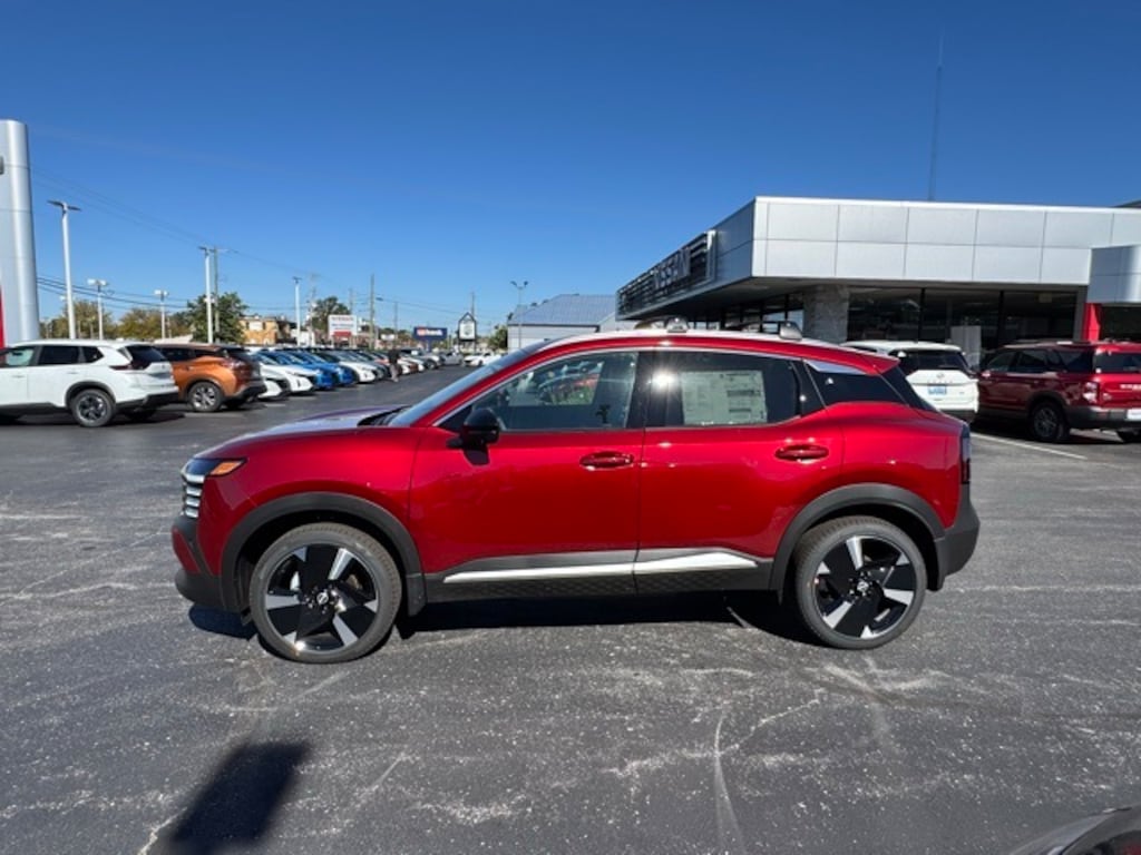 New 2026 Nissan Kicks SR SUV