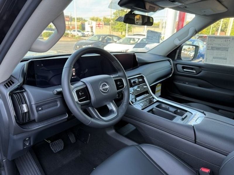 2026 Nissan Armada SV - Photo 13
